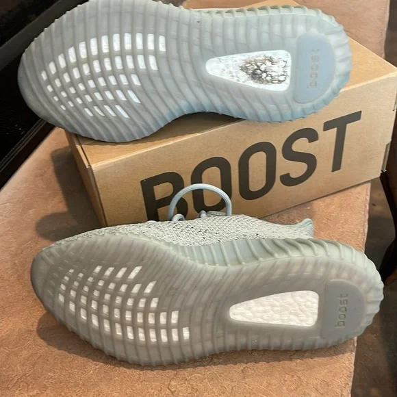 Adidas Yeezy Boost 350 V2 ‘SALT’ - Picture 13 of 15